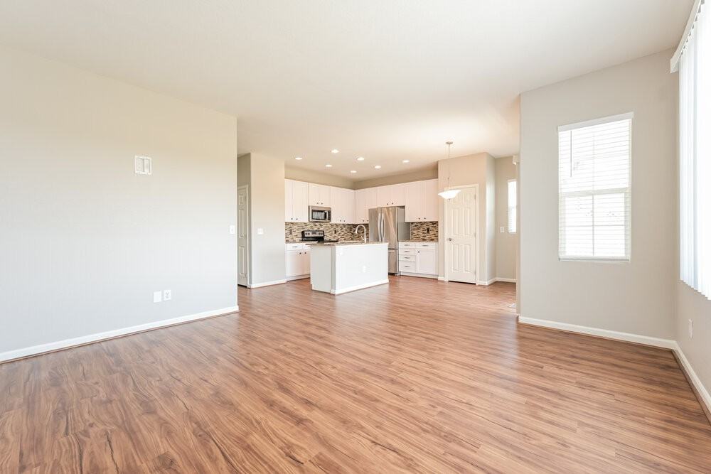 112 Blue Stem St - Photo 5 of 17