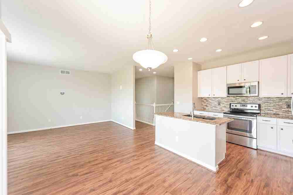 112 Blue Stem St - Photo 6 of 17