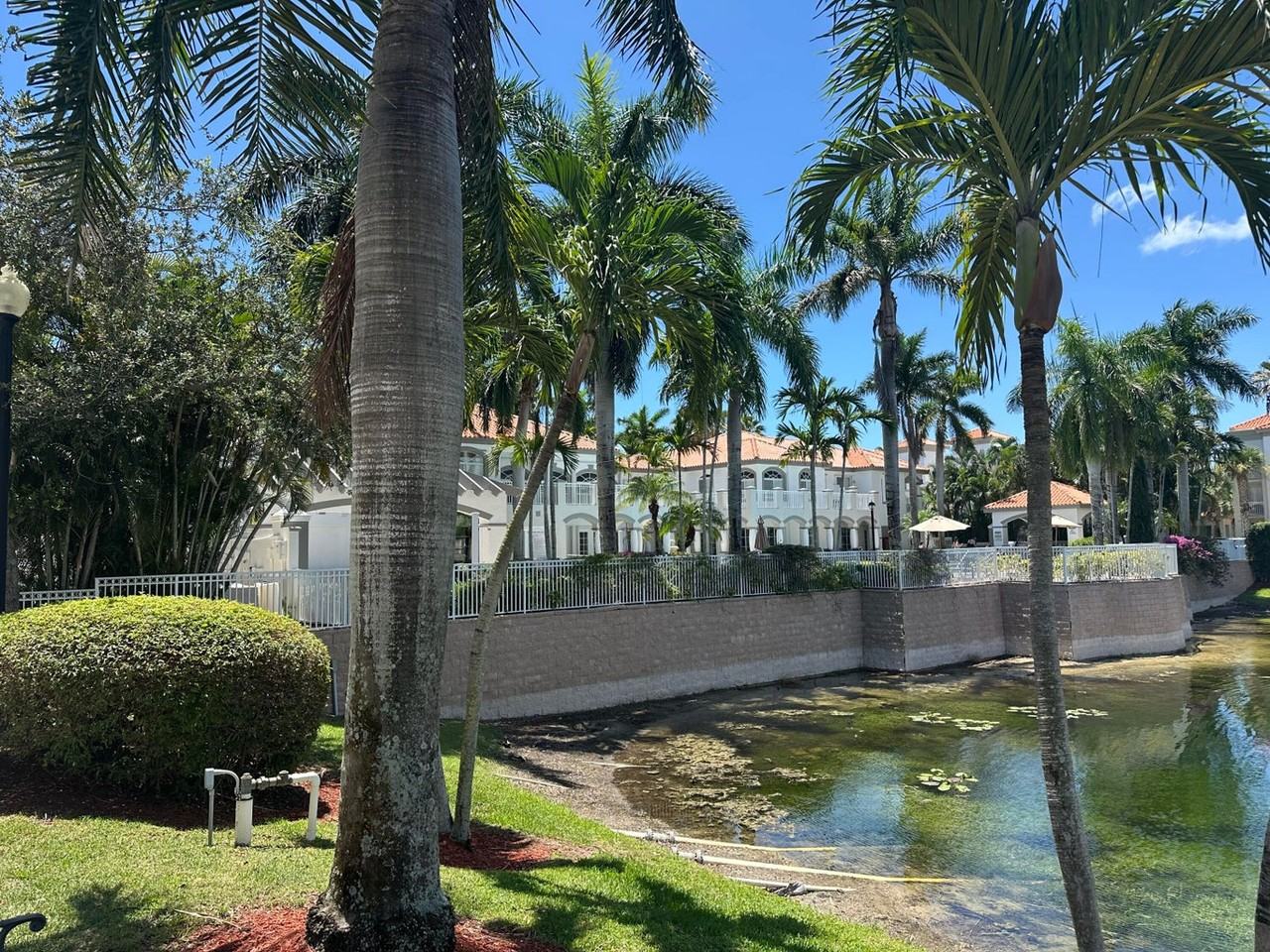 11025 Legacy Boulevard - Photo 2 of 18