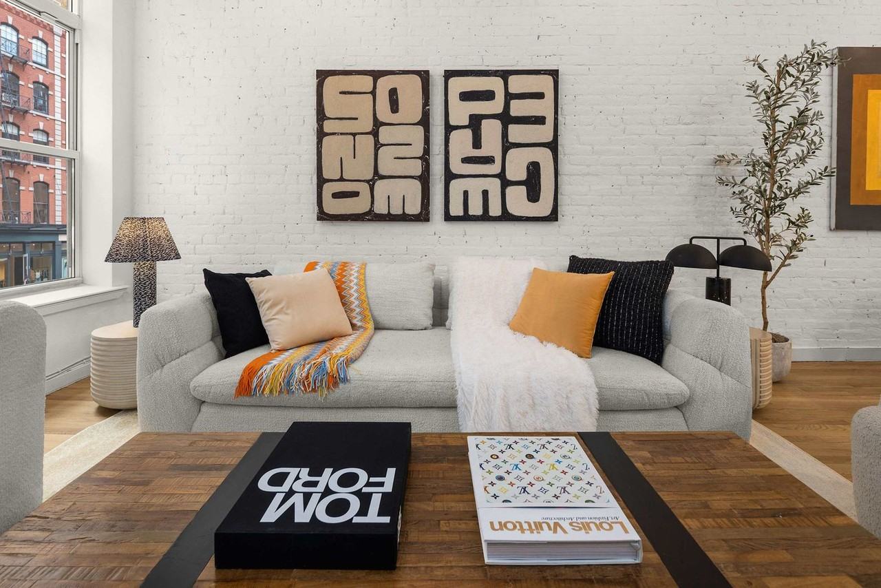 69 Leonard St #1255361P - Photo 5 of 19