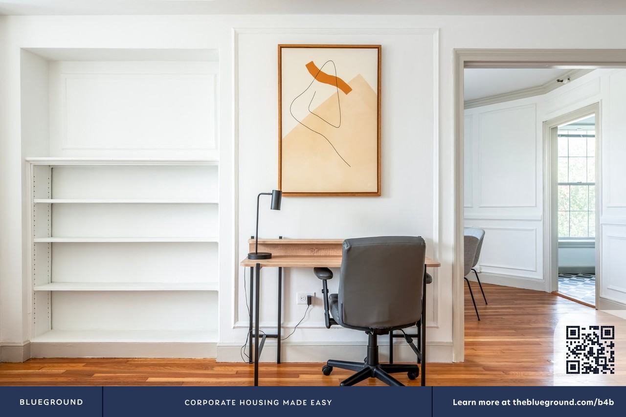 1284 Beacon Street - Photo 6 of 30
