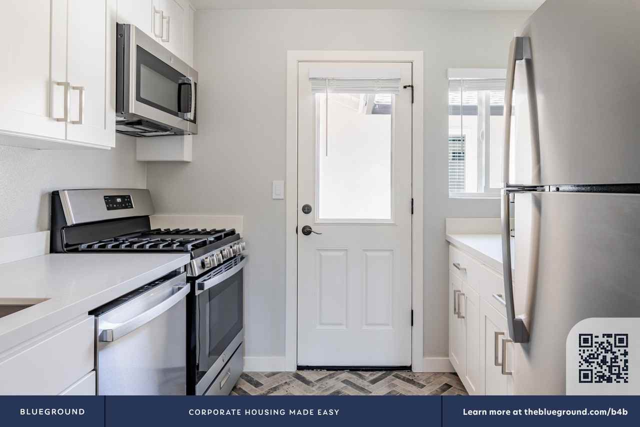 1060 Noel Dr #1864 - Photo 6 of 21