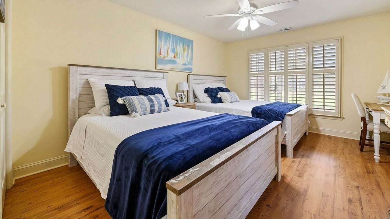 14 Stillwood Dr #1253410P - Photo 7 of 24