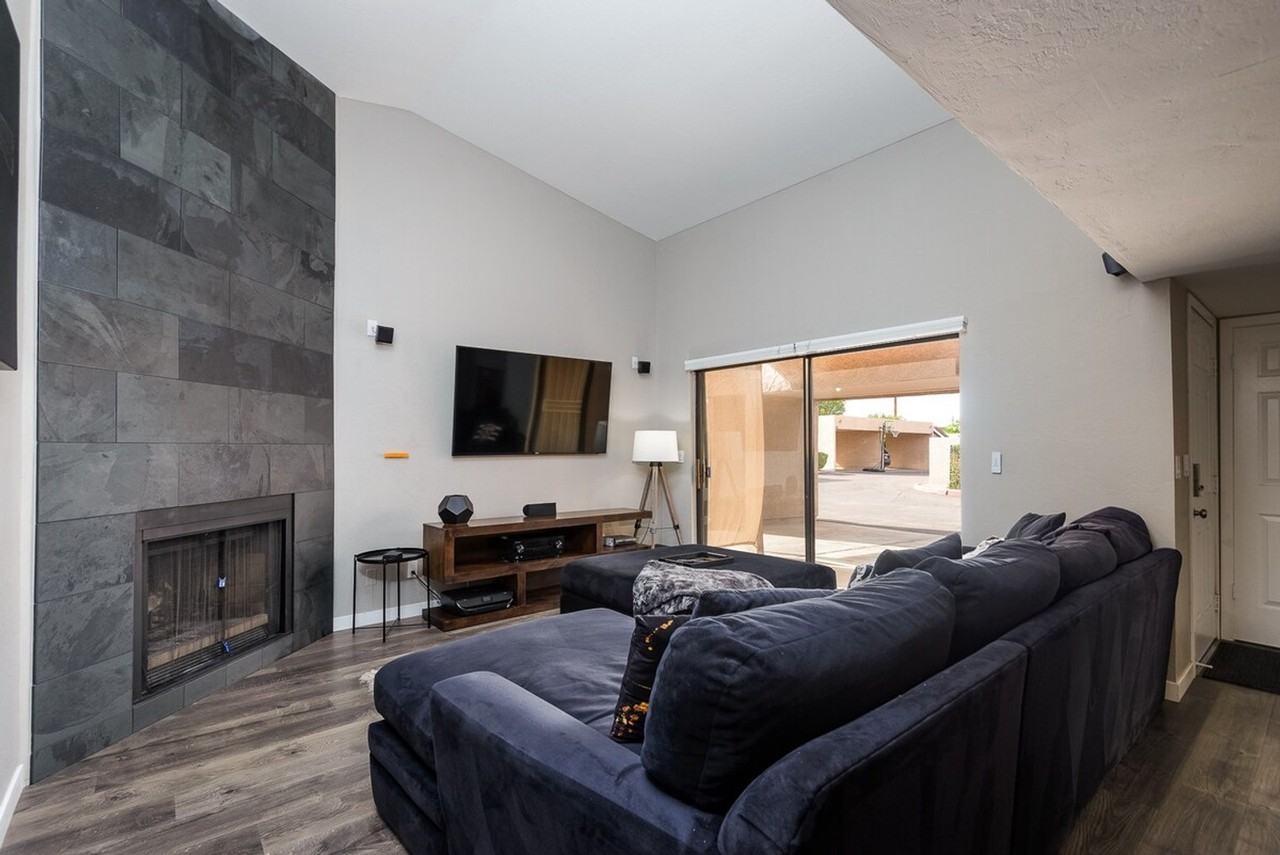 2041 N 87th Way #1255477P - Photo 3 of 36