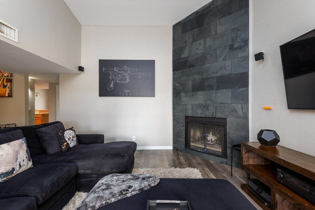 2041 N 87th Way #1255477P - Photo 4 of 36