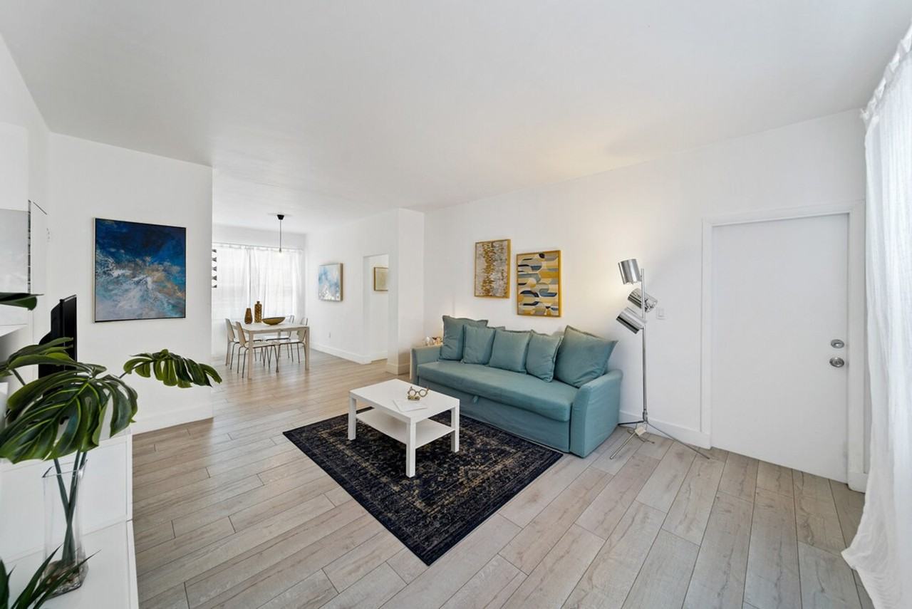 1504 Bay Rd #1255491P - Photo 3 of 21