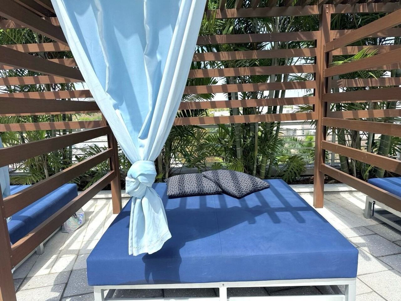 139 Ne 32nd St #1255498P - Photo 7 of 50