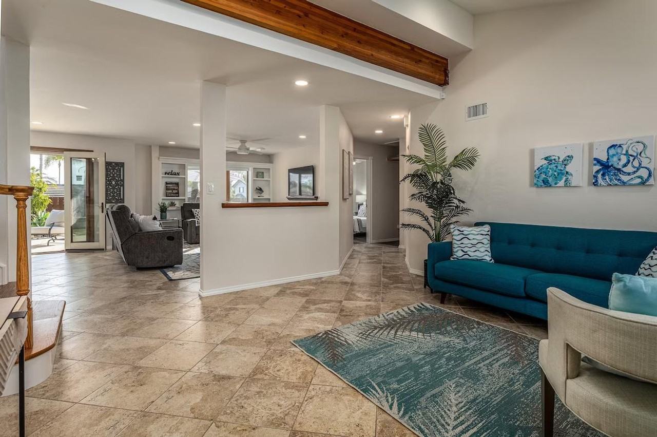 3831 Margaret Way #1255606P - Photo 4 of 38