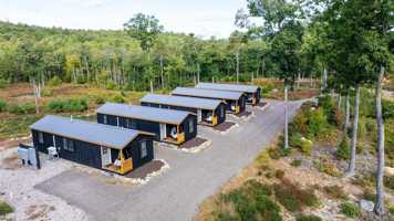 featured image of 13 Autumn Ln