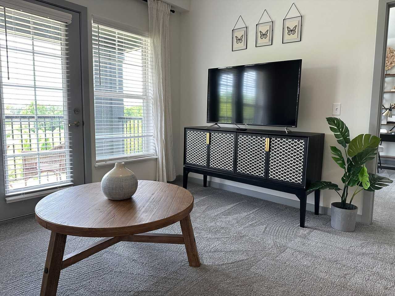 5102 Aldersgate Drive - Photo 4 of 78