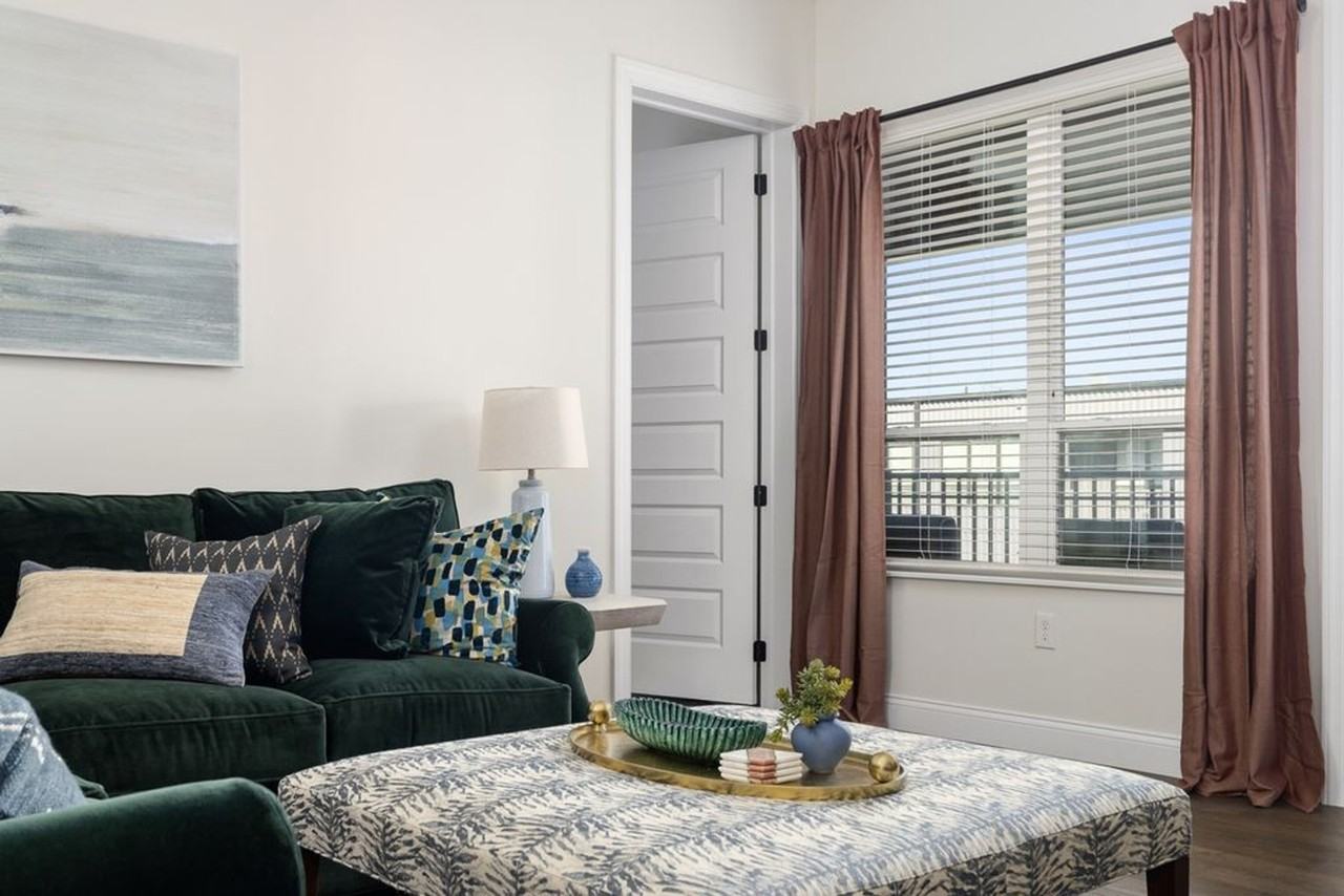 1079 N High St #1257774P - Photo 2 of 37