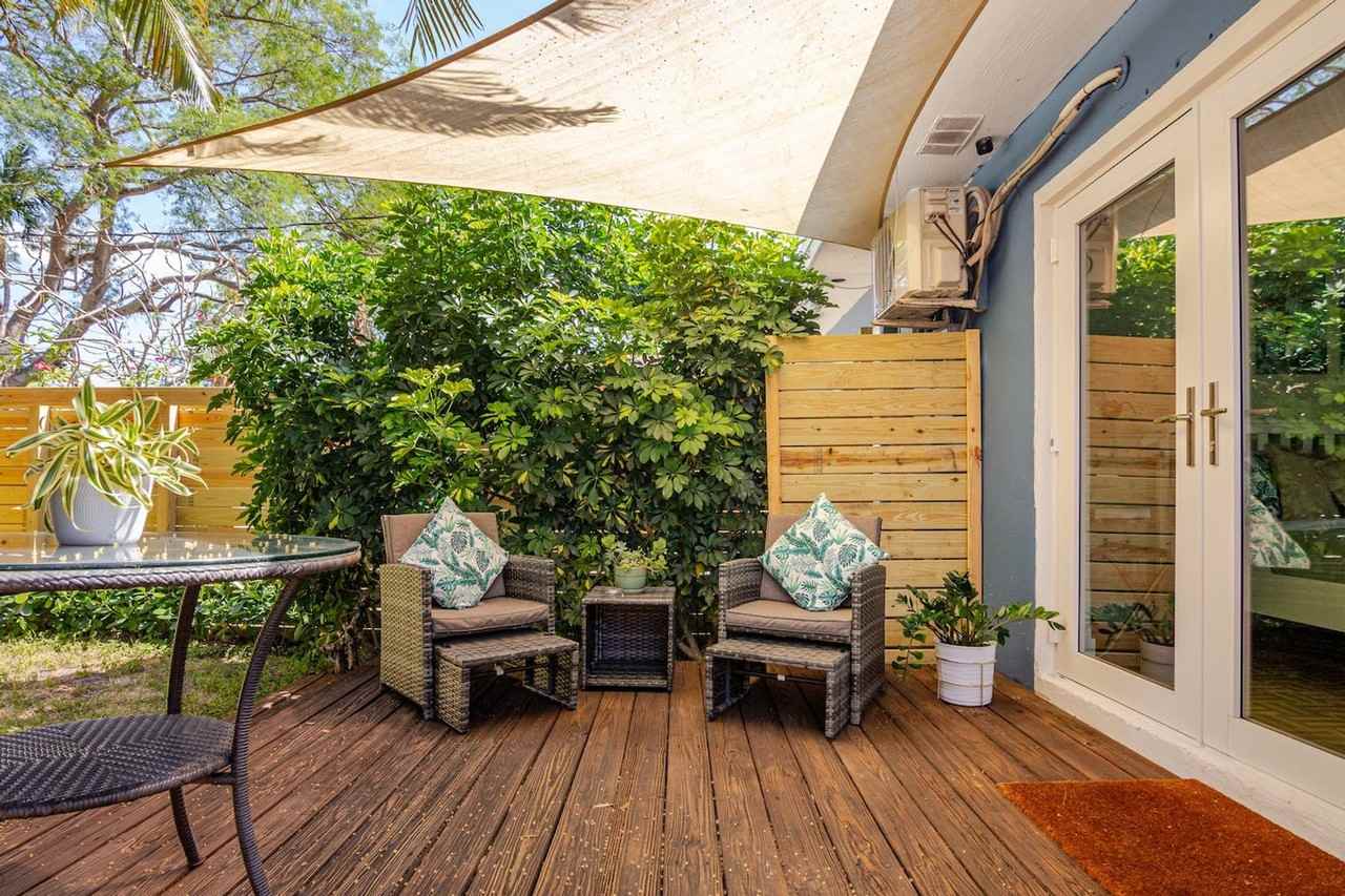 927 N 17th Ave #1258745P - Photo 4 of 28