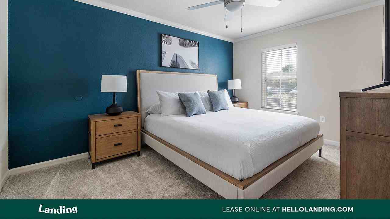 210 Hillwood Blvd. - Photo 4 of 50