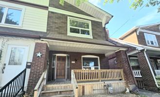 344 Glebeholme Boulevard #Upper - Photo 1 of 1