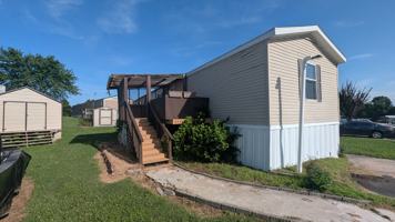 featured image of 123 Sassafras Court #13