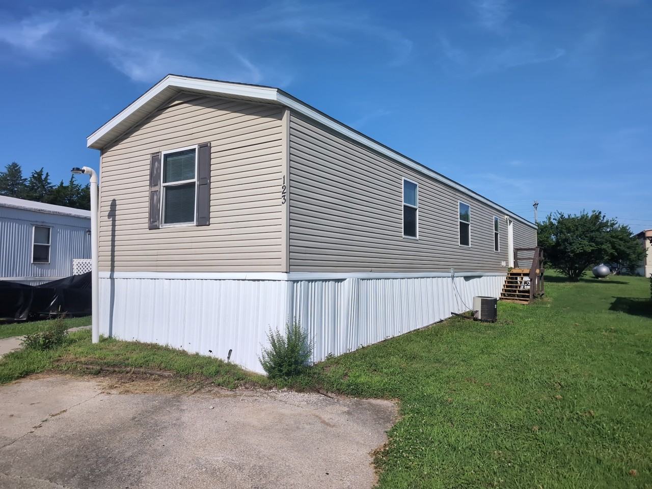 123 Sassafras Court #13 - Photo 2 of 16