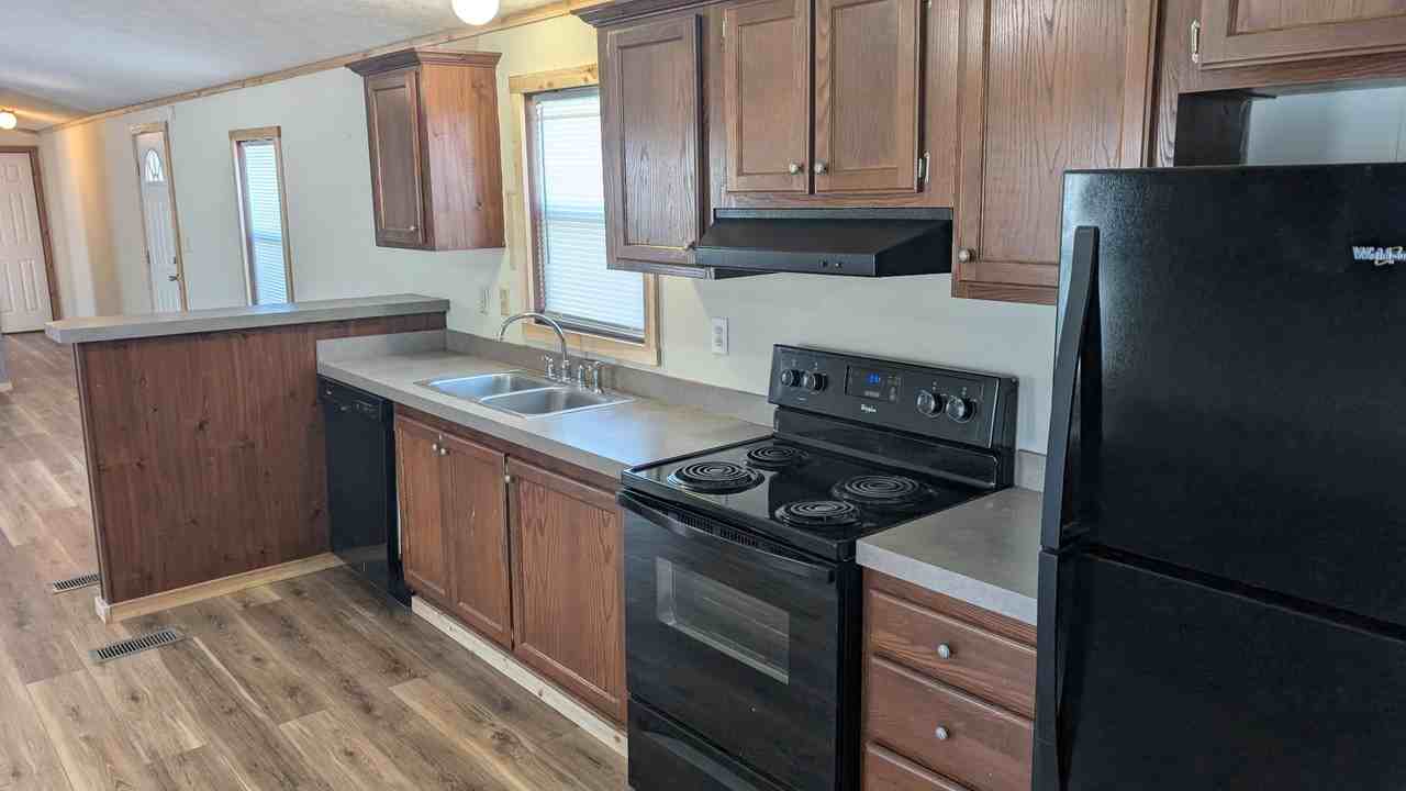 123 Sassafras Court #13 - Photo 6 of 16