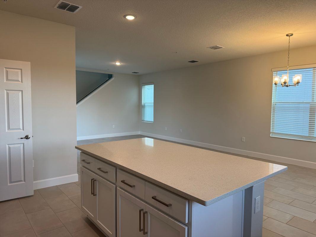 510 Belmond Dr - Photo 3 of 10