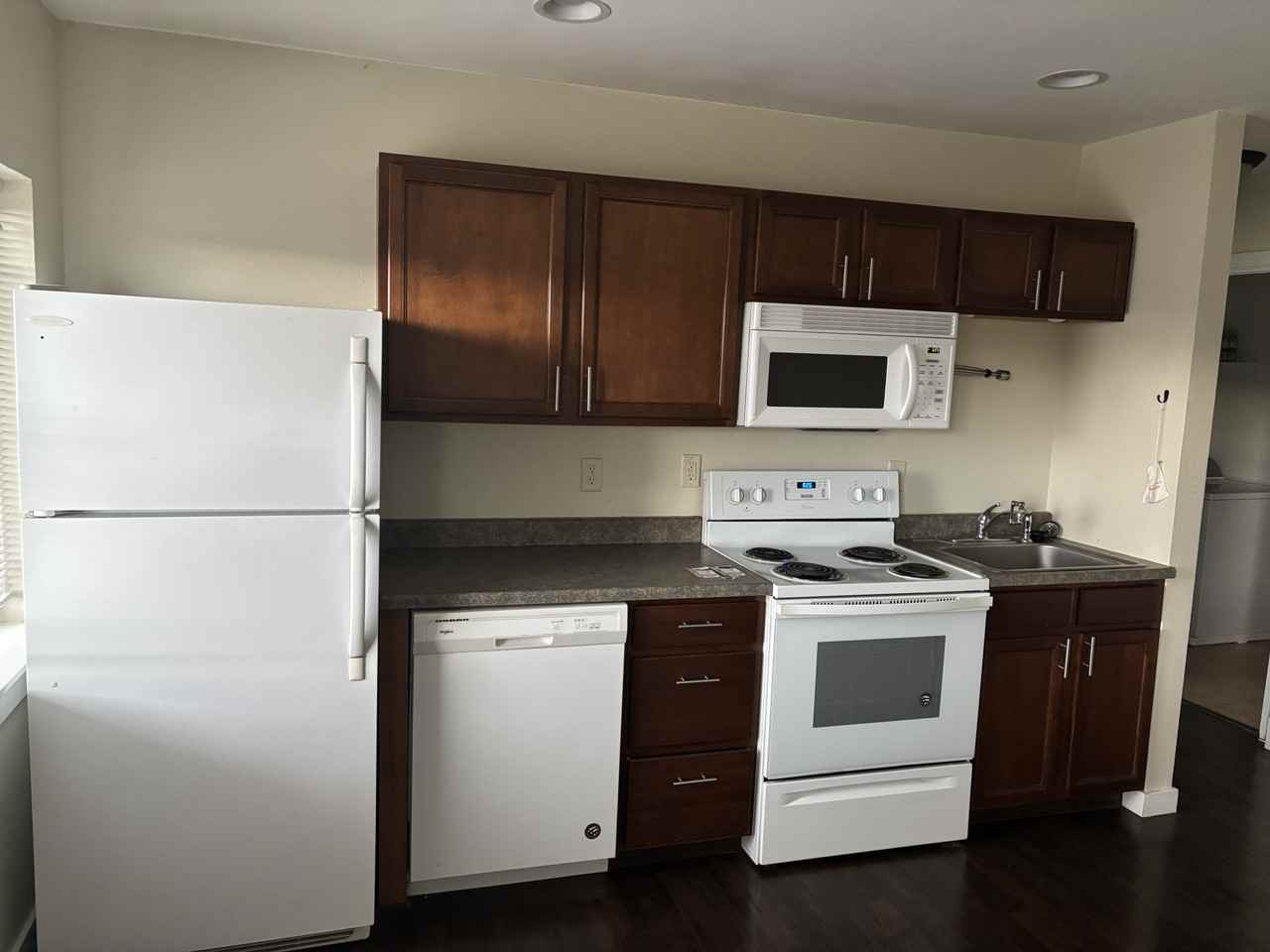 125 Central Avenue #2D - Photo 3 of 11