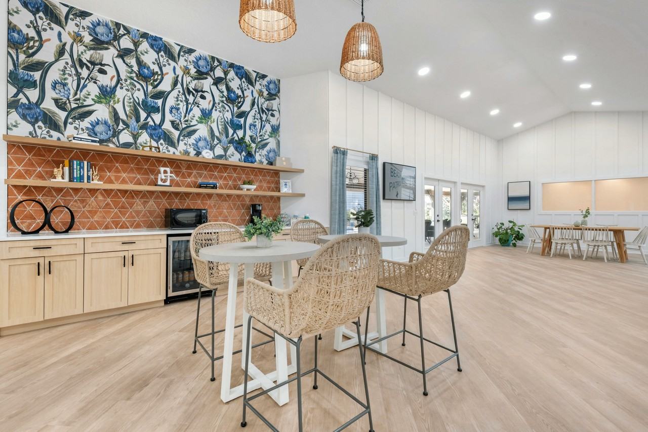 Vista Bay - Photo 3 of 26