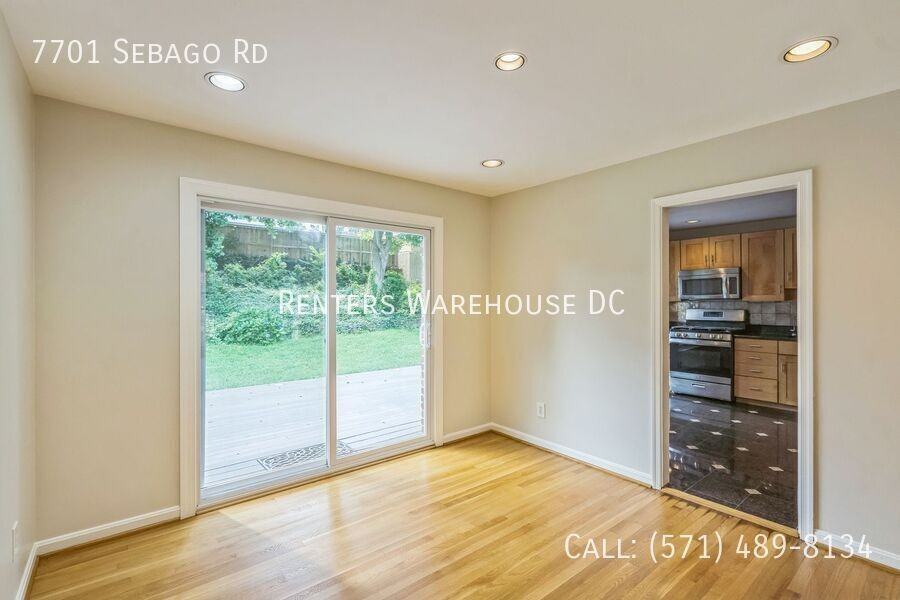 7701 Sebago Rd - Photo 5 of 29