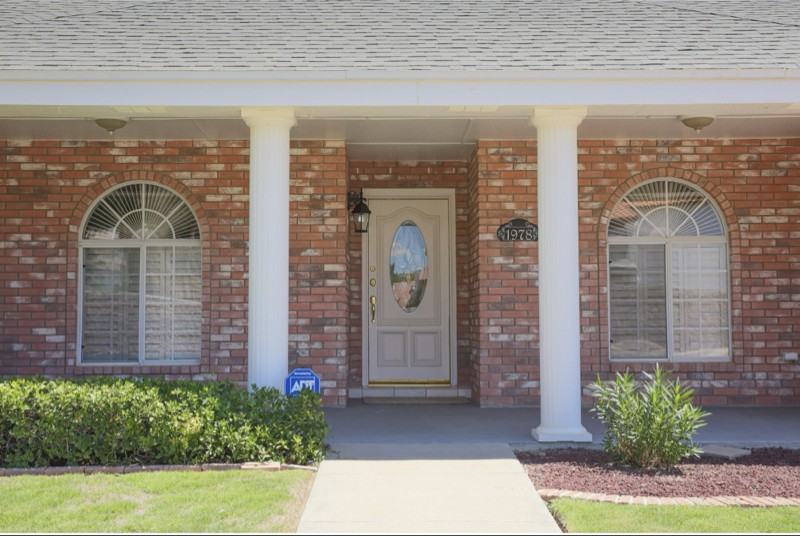 1978 Paseo Del Prado Dr - Photo 3 of 20