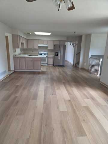 9147 Boardwalk Ter - Photo 3 of 11