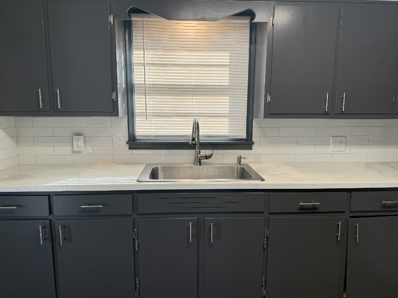 4005 Hartman Cir #1 - Photo 4 of 15