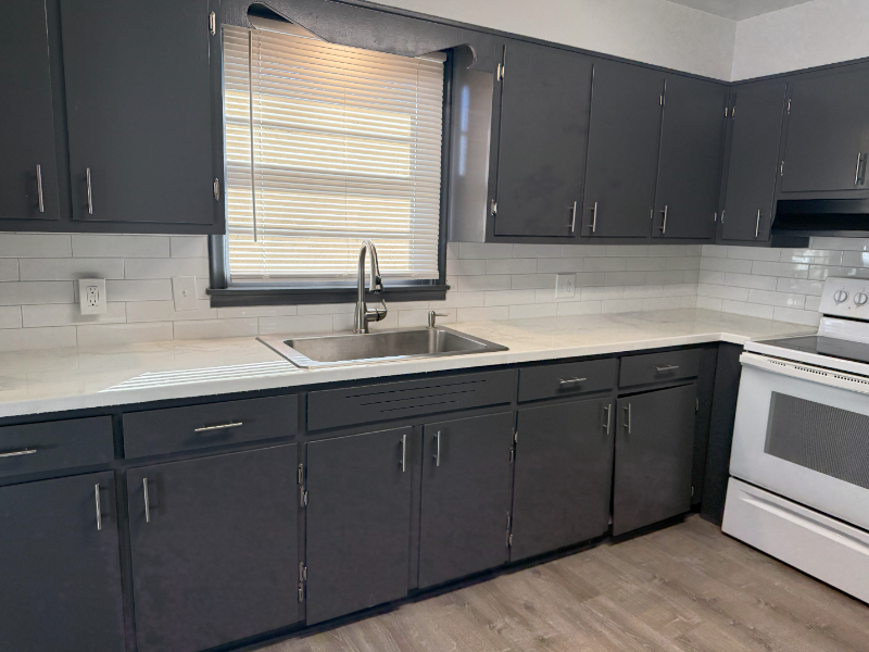 4005 Hartman Cir #1 - Photo 5 of 15