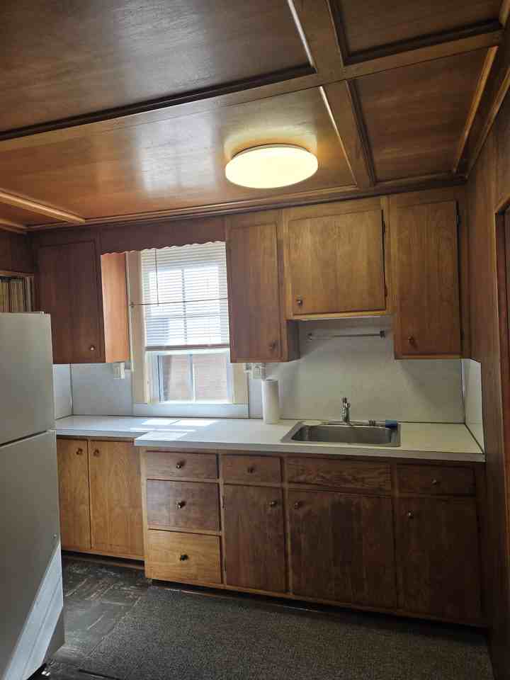 42 Cliff St #3 - Photo 5 of 11