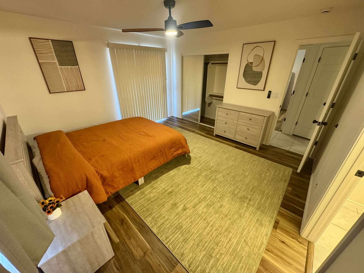 1025 Astor Ave #2 - Photo 6 of 9