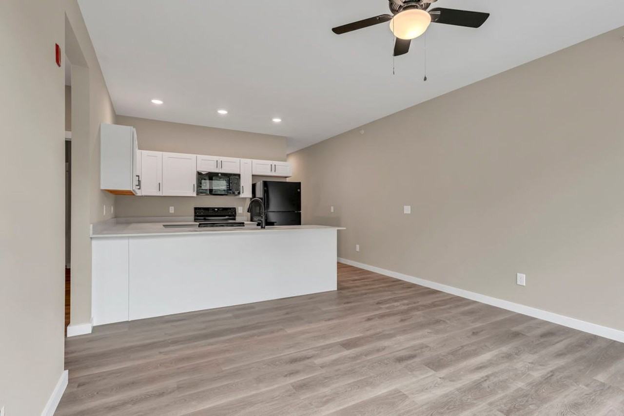 Willa Mountain Apartments - Photo 3 of 12