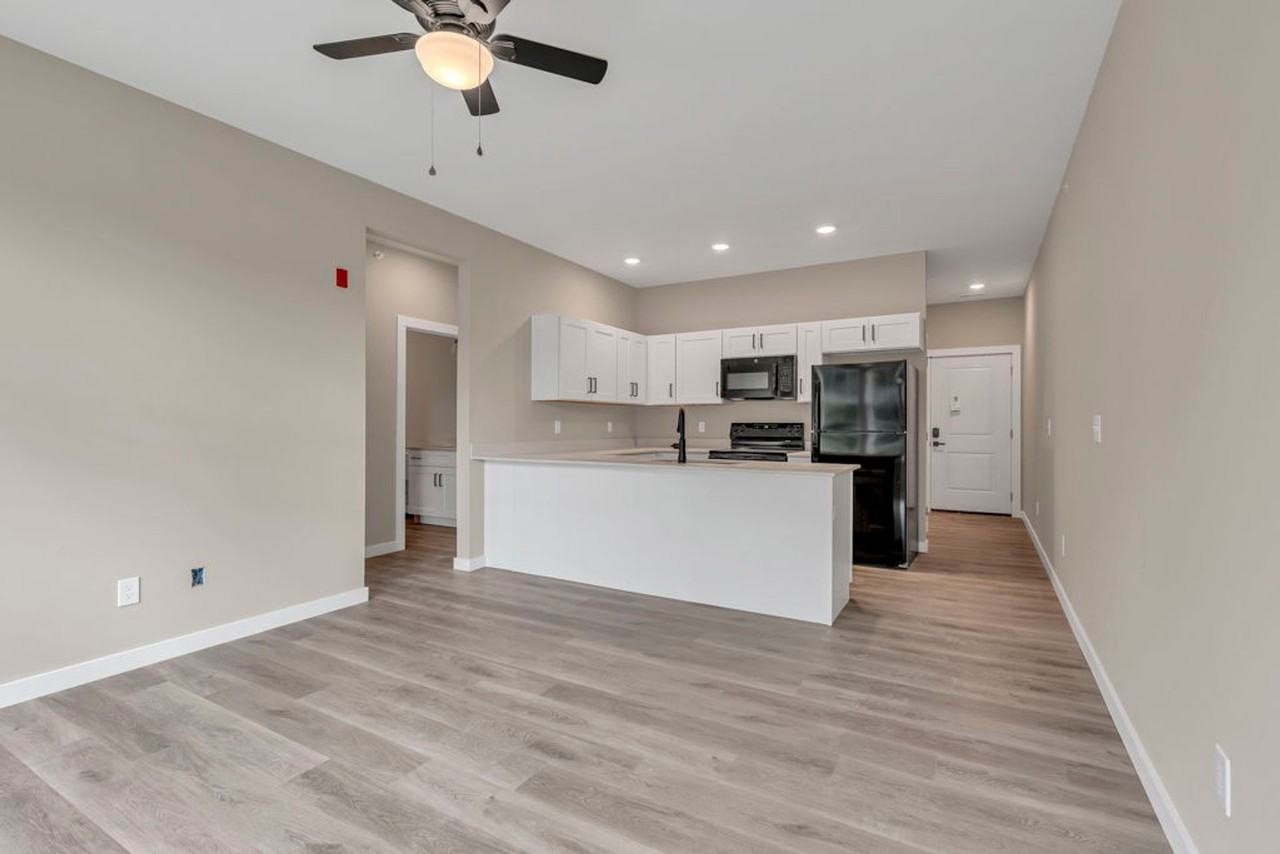 Willa Mountain Apartments - Photo 5 of 12