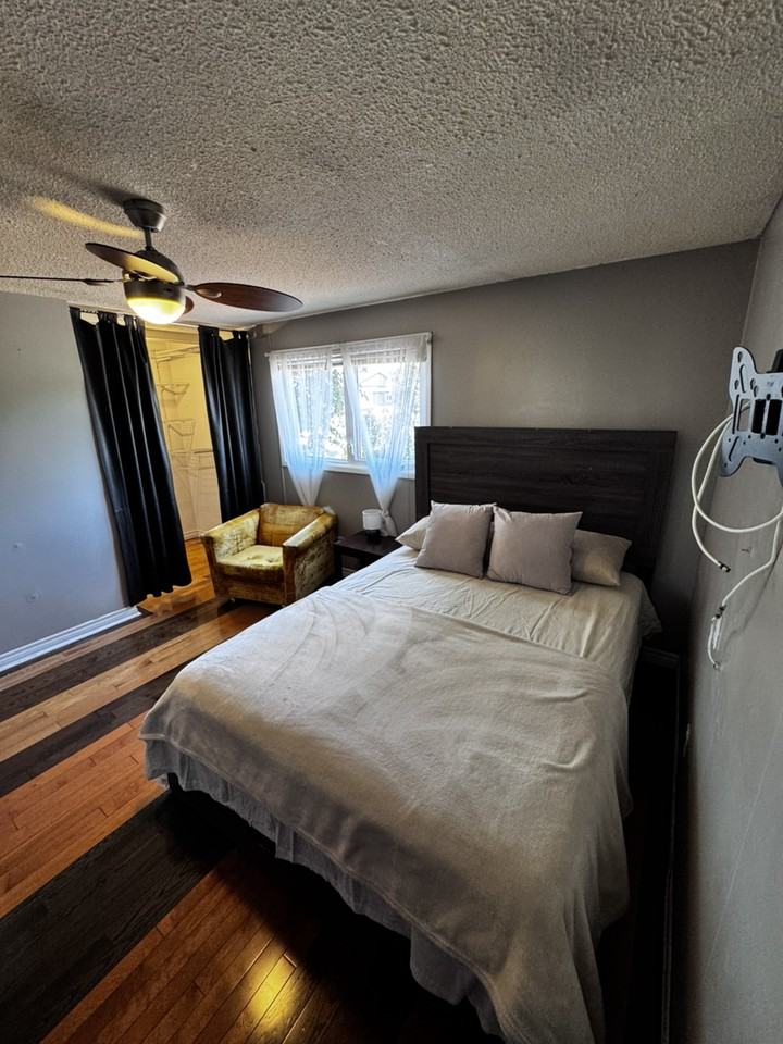 29 Abelard Ave - Photo 3 of 7