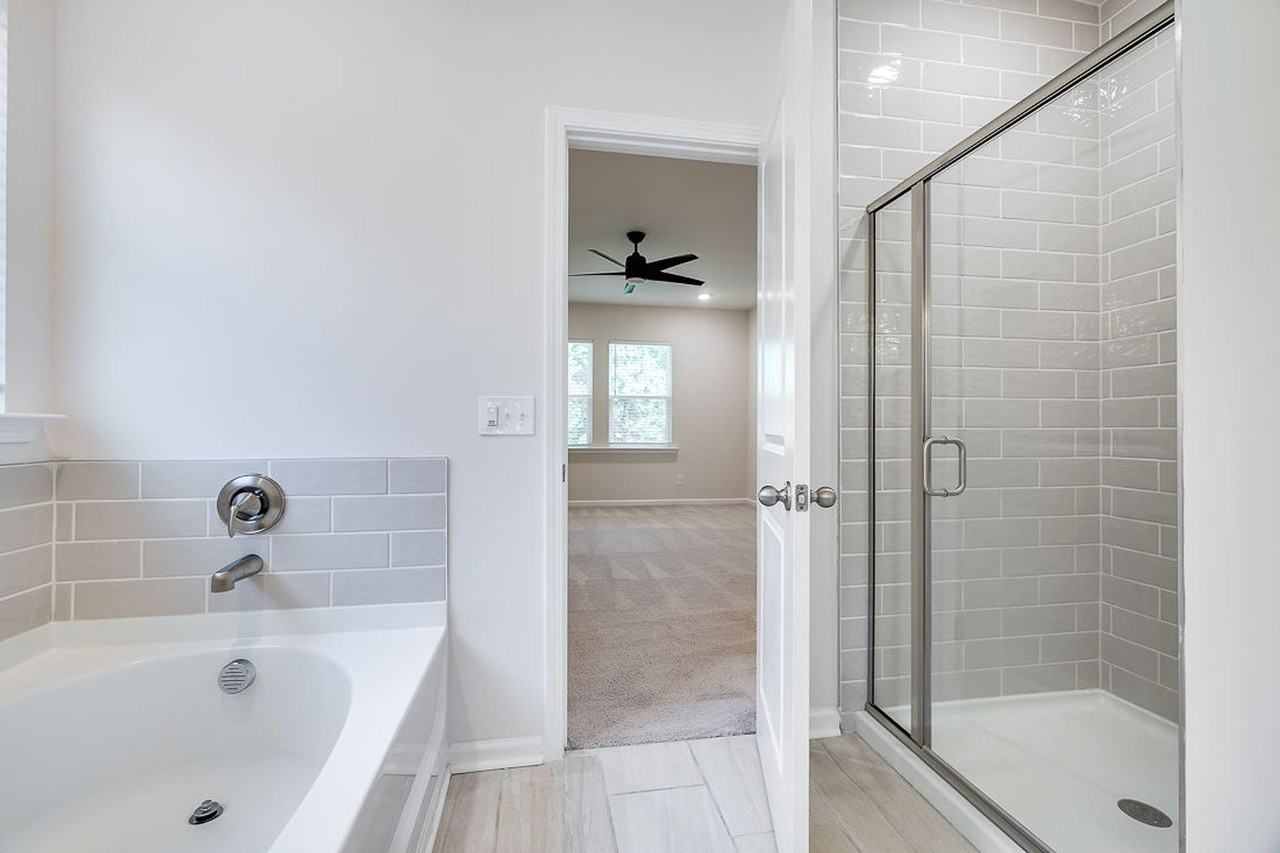 301 Serengeti Blvd - Photo 3 of 37