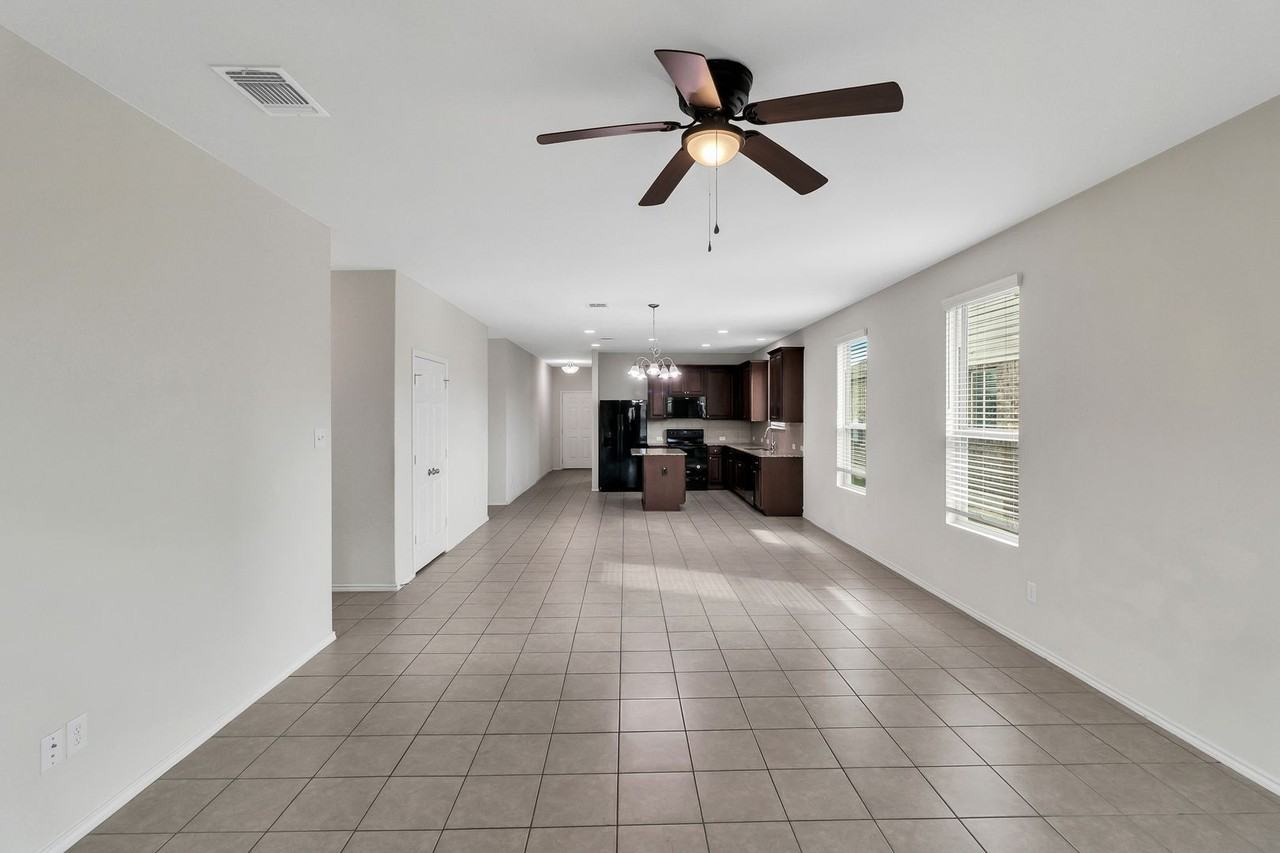 5216 Cressler Ln - Photo 3 of 21