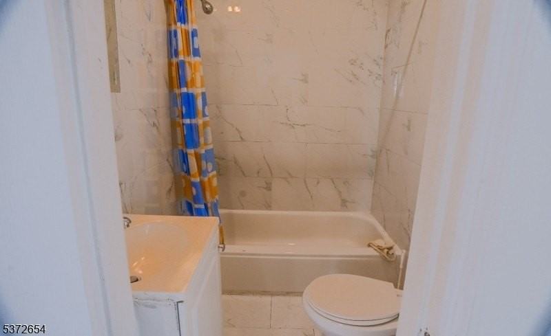 13 Stevens Ave #2 - Photo 7 of 12