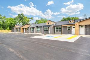 featured image of 1639 N Arkansas St