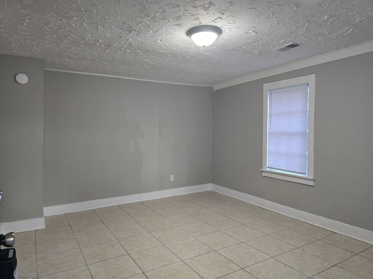 1339 Blue Ridge Ter - Photo 2 of 10