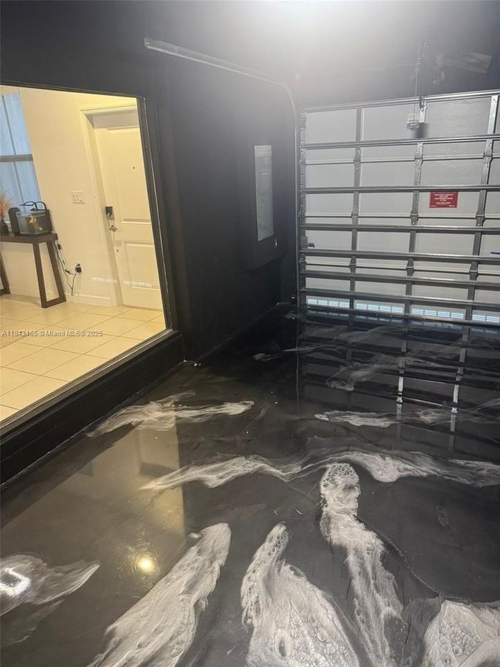 23052 Sw 129th Pl - Photo 5 of 17