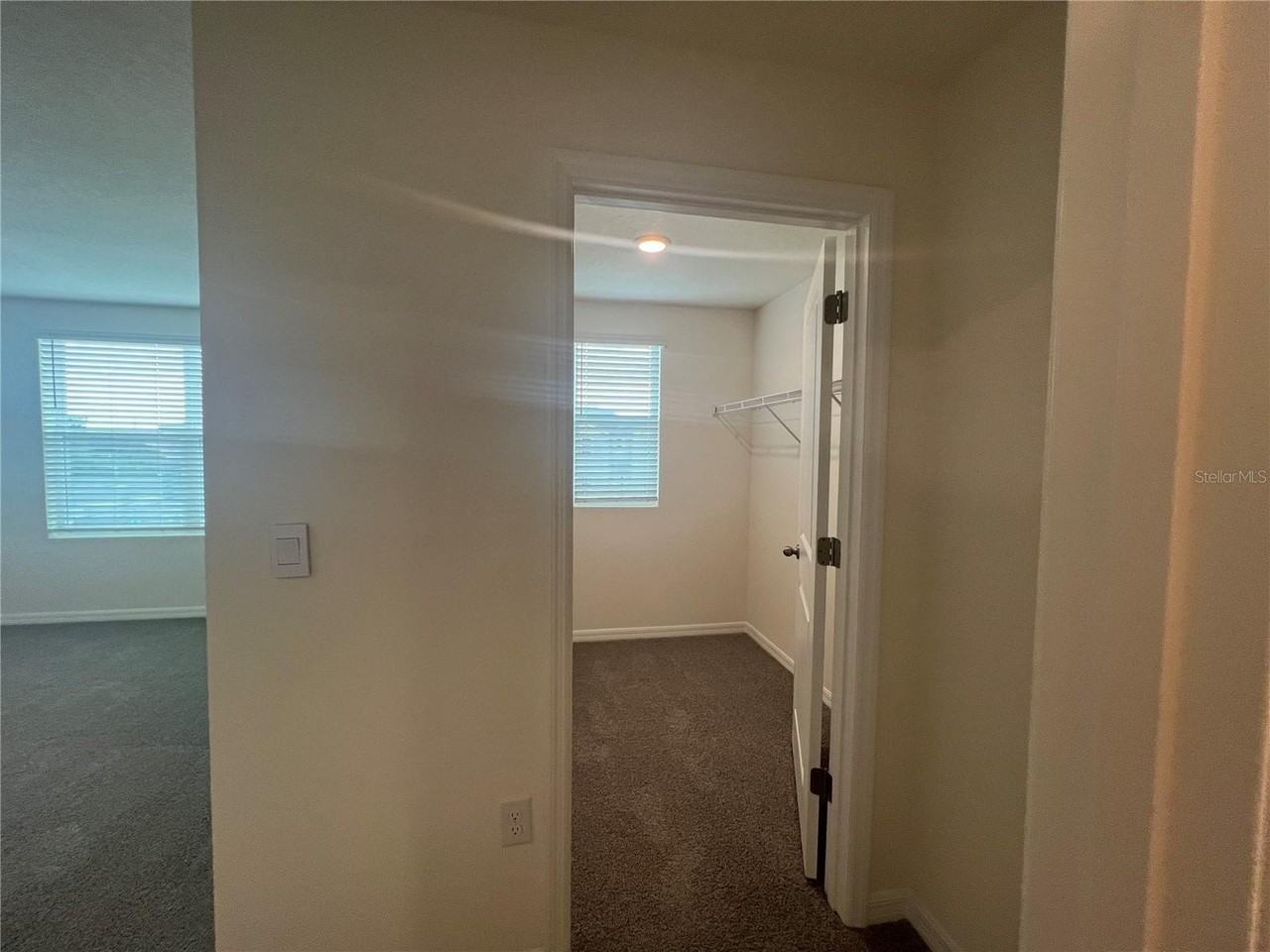 347 Preston Cove Drive - Photo 6 of 9