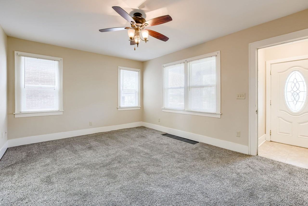 117 N 43rd St - Photo 5 of 31