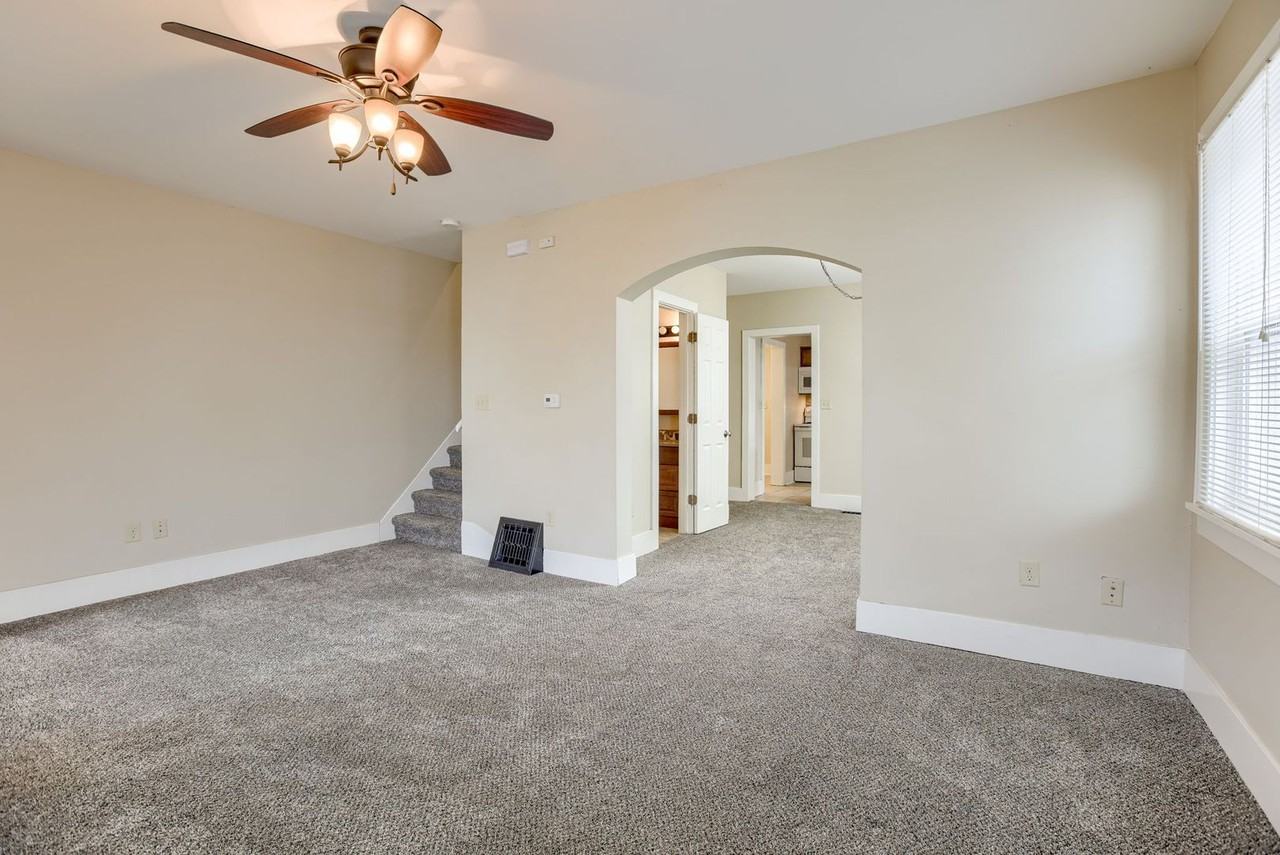 117 N 43rd St - Photo 7 of 31