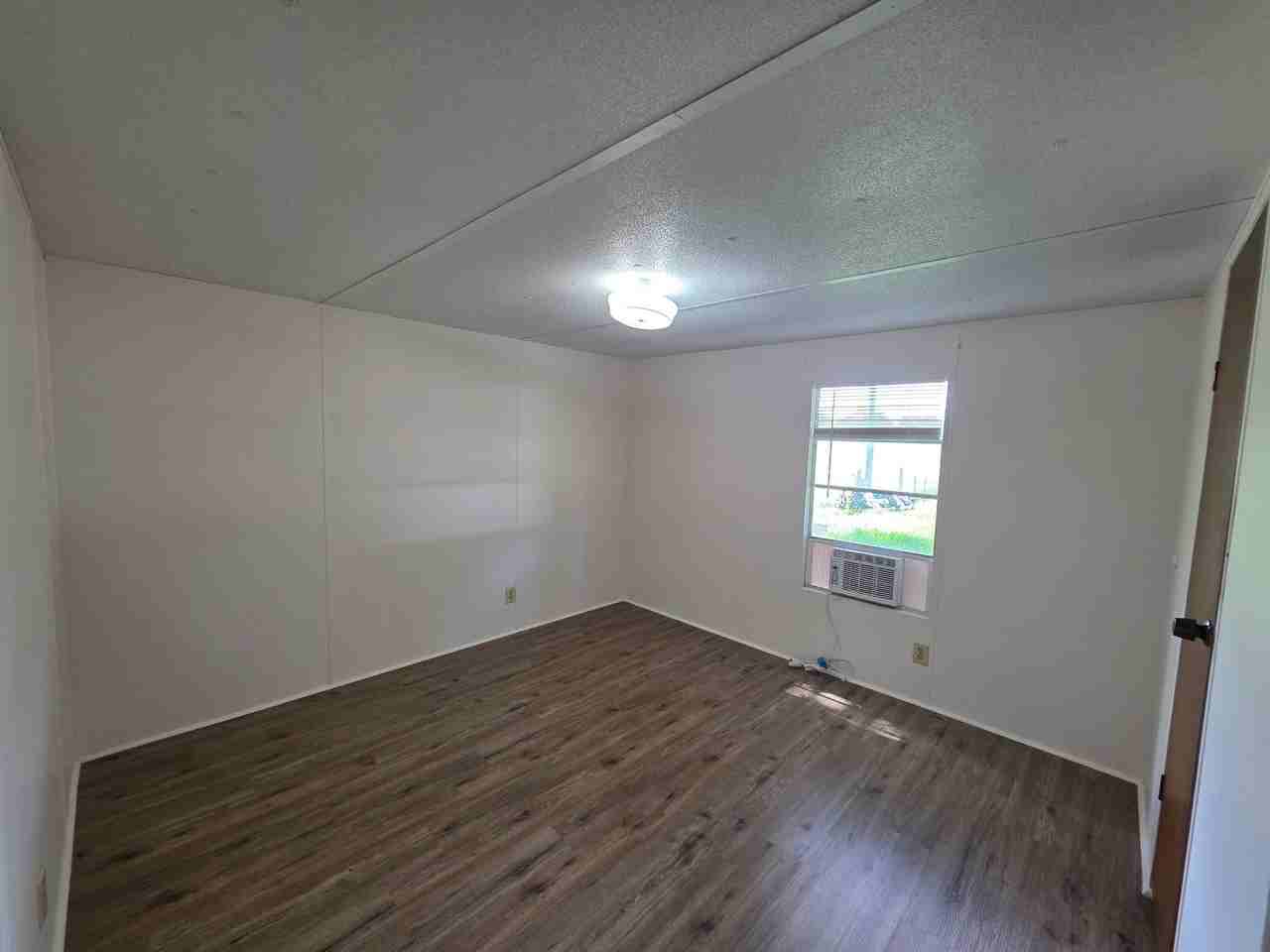 2188 Se 126th Way - Photo 3 of 11