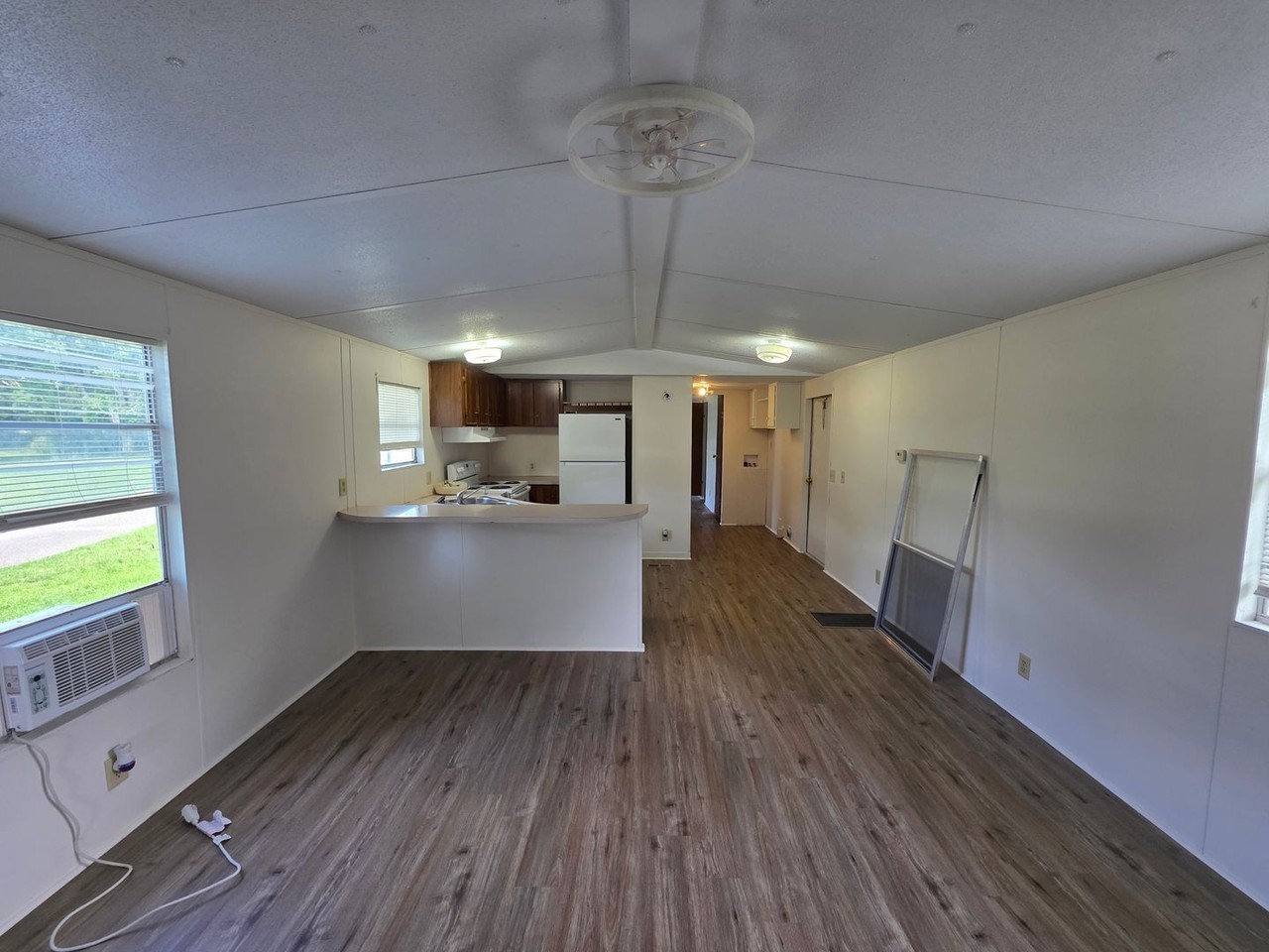2188 Se 126th Way - Photo 5 of 11