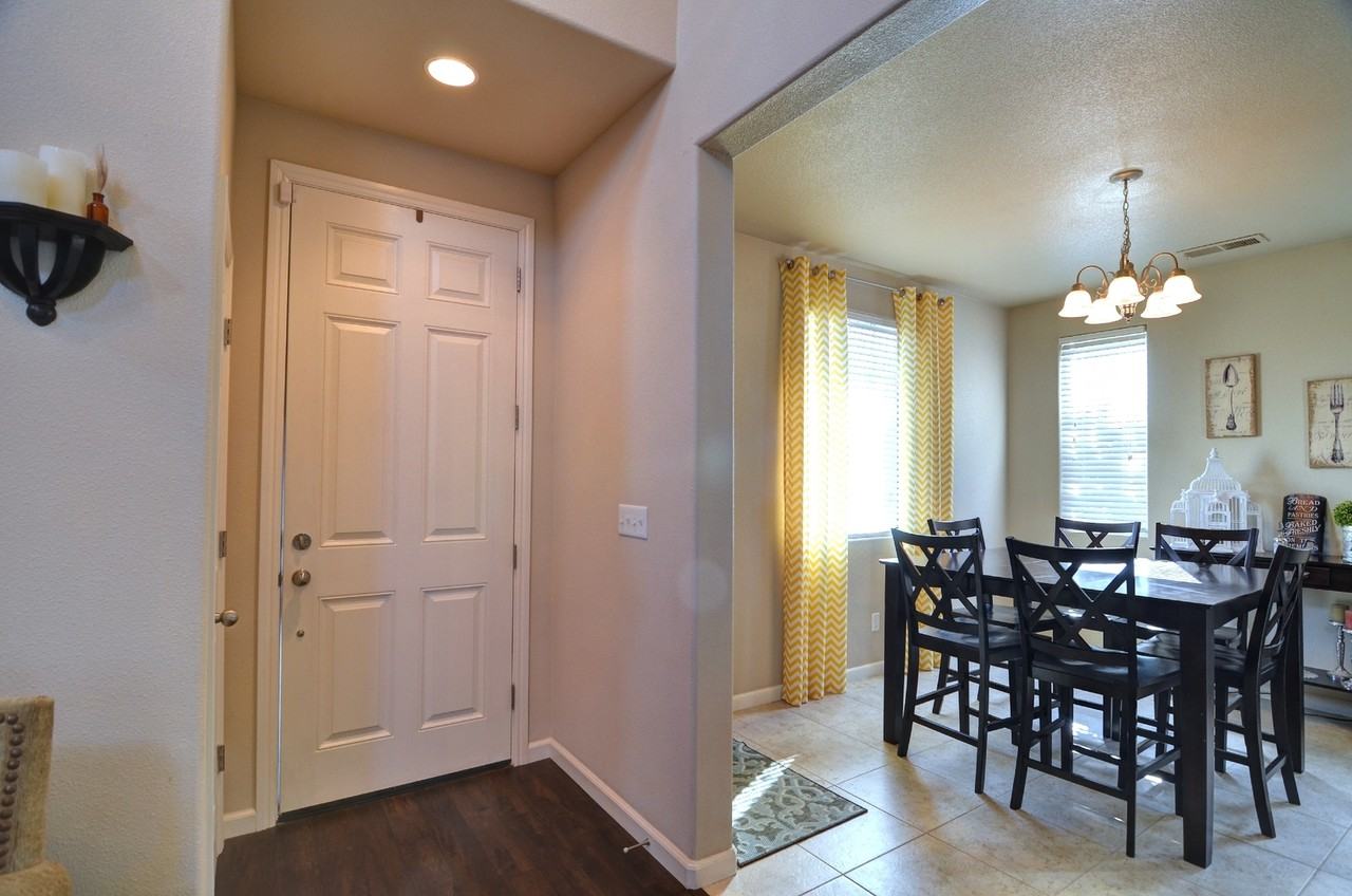 1886 N Highland Ave - Photo 3 of 18