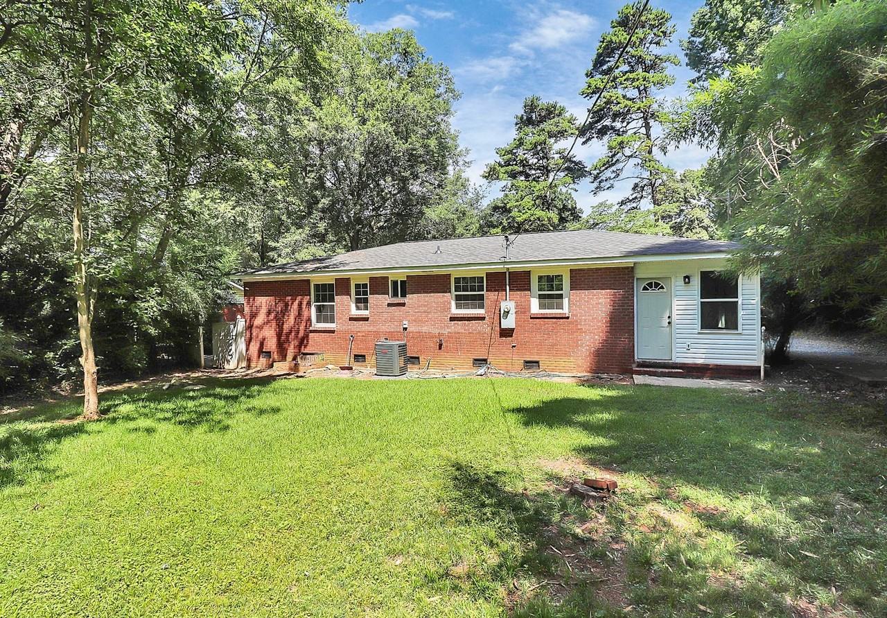 2714 Athens Pl - Photo 2 of 16