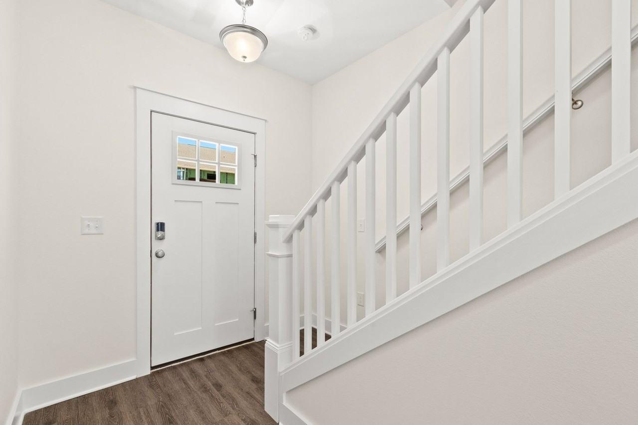 400 Mattie M Kelly Boulevard - Photo 5 of 31