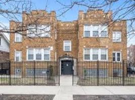 featured image of 6200 S Albany Ave