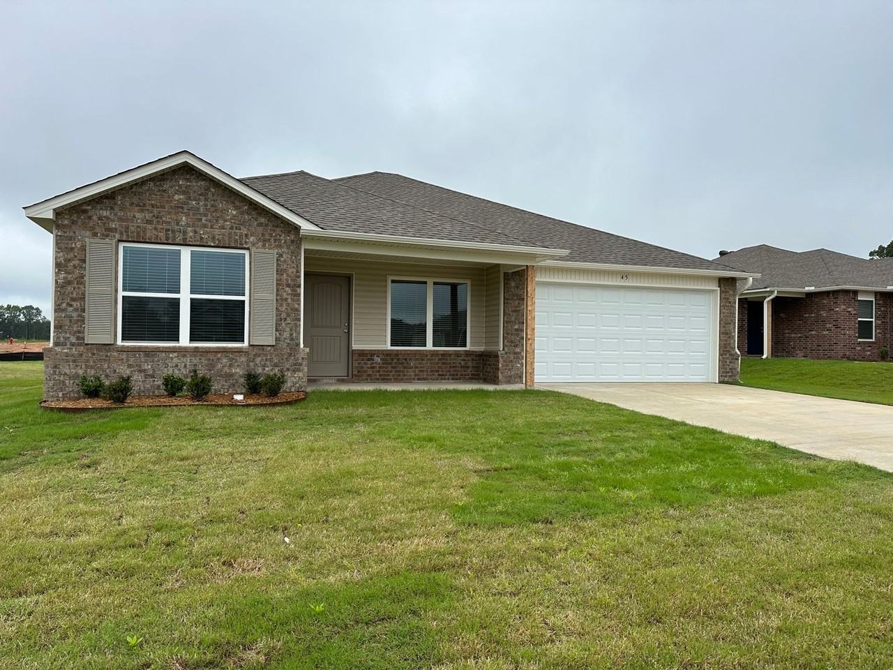 45 Foster Louis Ln - Photo 4 of 21